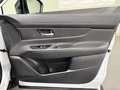 New 2026 Nissan Murano SV AWD/4WD image 14
