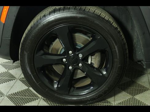 Used 2022 Jeep Grand Cherokee L Laredo AWD/4WD image 15