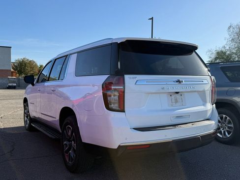 Certified 2023 Chevrolet Suburban LS AWD/4WD image 3