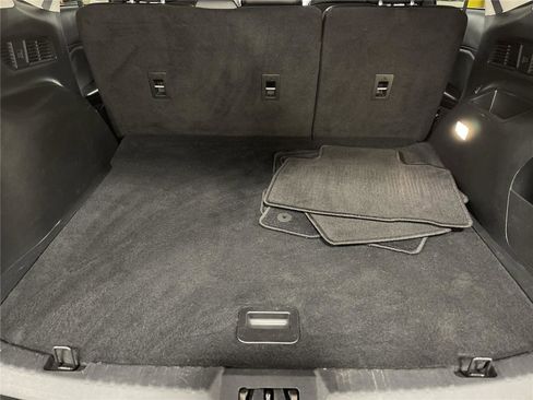 Used 2022 Ford Edge SEL w/ Convenience Package image 11