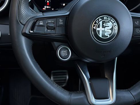 Used 2024 Alfa Romeo Giulia Ti image 17