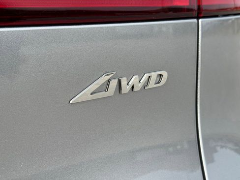 New 2026 Genesis GV70 2.5T Advanced image 16