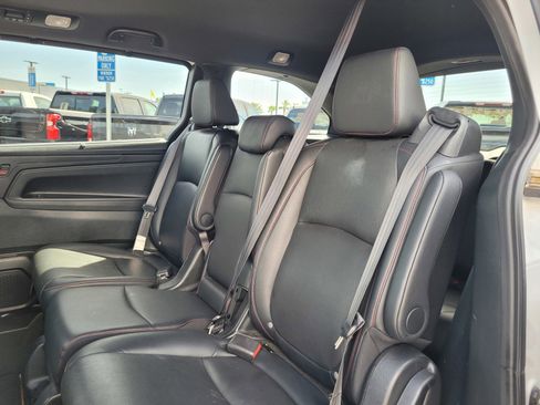 Used 2023 Honda Odyssey Sport image 13