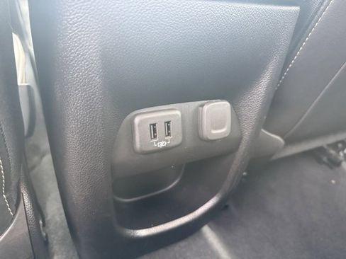 Used 2019 GMC Canyon Denali image 12