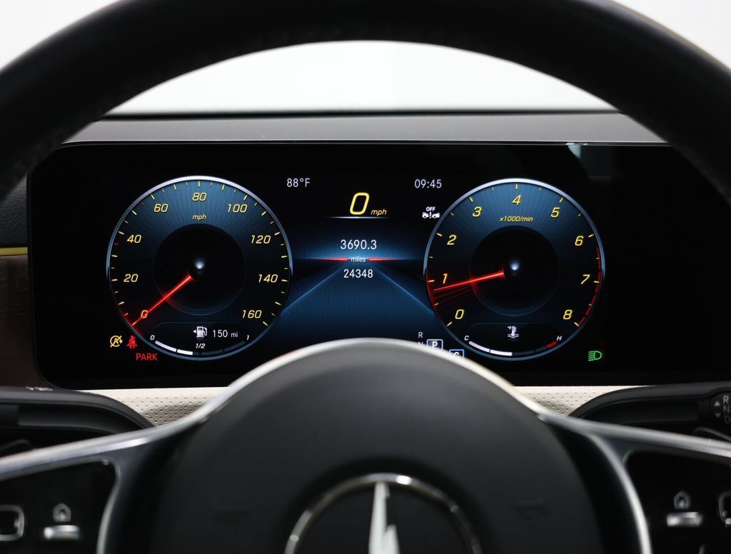 Certified 2023 Mercedes-Benz CLA 250 4MATIC image 18