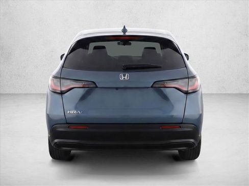 Used 2023 Honda HR-V LX image 6