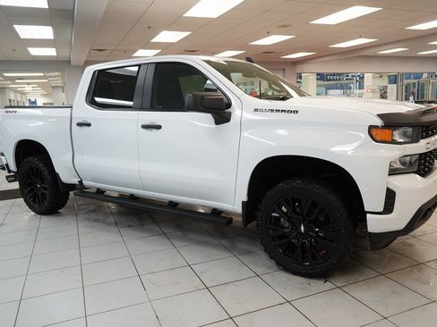 Used 2022 Chevrolet Silverado 1500 Custom w/ LPO, Dark Essentials Package image 13