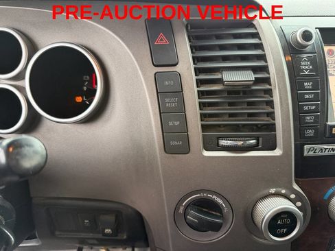 Used 2010 Toyota Tundra Limited AWD/4WD image 21