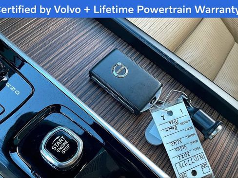 Used 2022 Volvo XC60 B5 Inscription w/ Protection Package Premier image 13