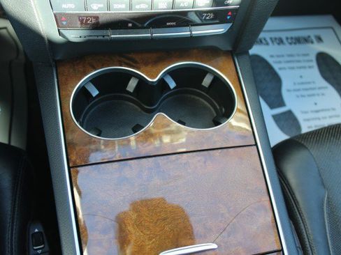 Used 2016 Mercedes-Benz E 400 Cabriolet image 33