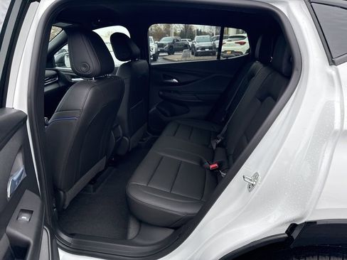 New 2026 Buick Envista Sport Touring image 10