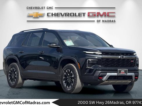 Used 2025 Chevrolet Traverse Z71 AWD/4WD image 1