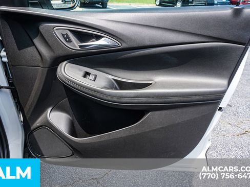 Used 2025 Buick Encore GX Preferred FWD image 44