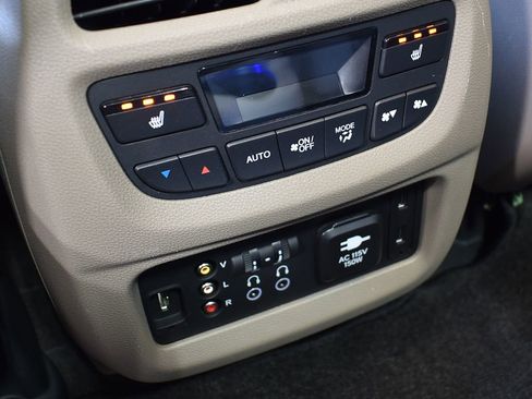 Used 2016 Honda Pilot Elite image 22
