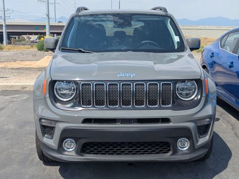 Used 2021 Jeep Renegade Latitude w/ Luxury Group I AWD/4WD image 9