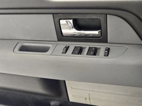 Used 2014 Ford F150 XLT w/ Equipment Group 302A Luxury image 25