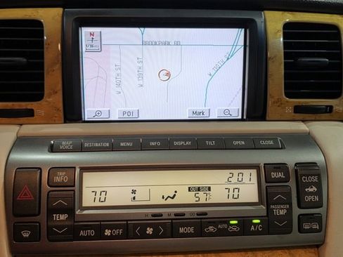 Used 2003 Lexus SC 430 Convertible image 17