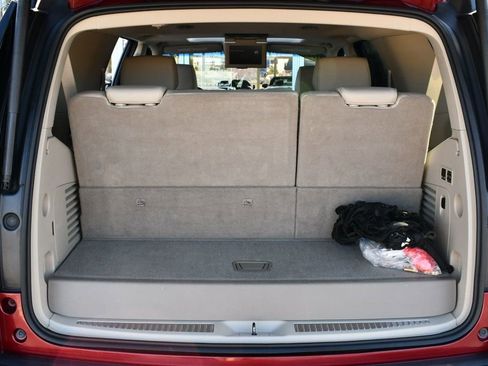 Used 2016 GMC Yukon Denali w/ Open Road Package image 17