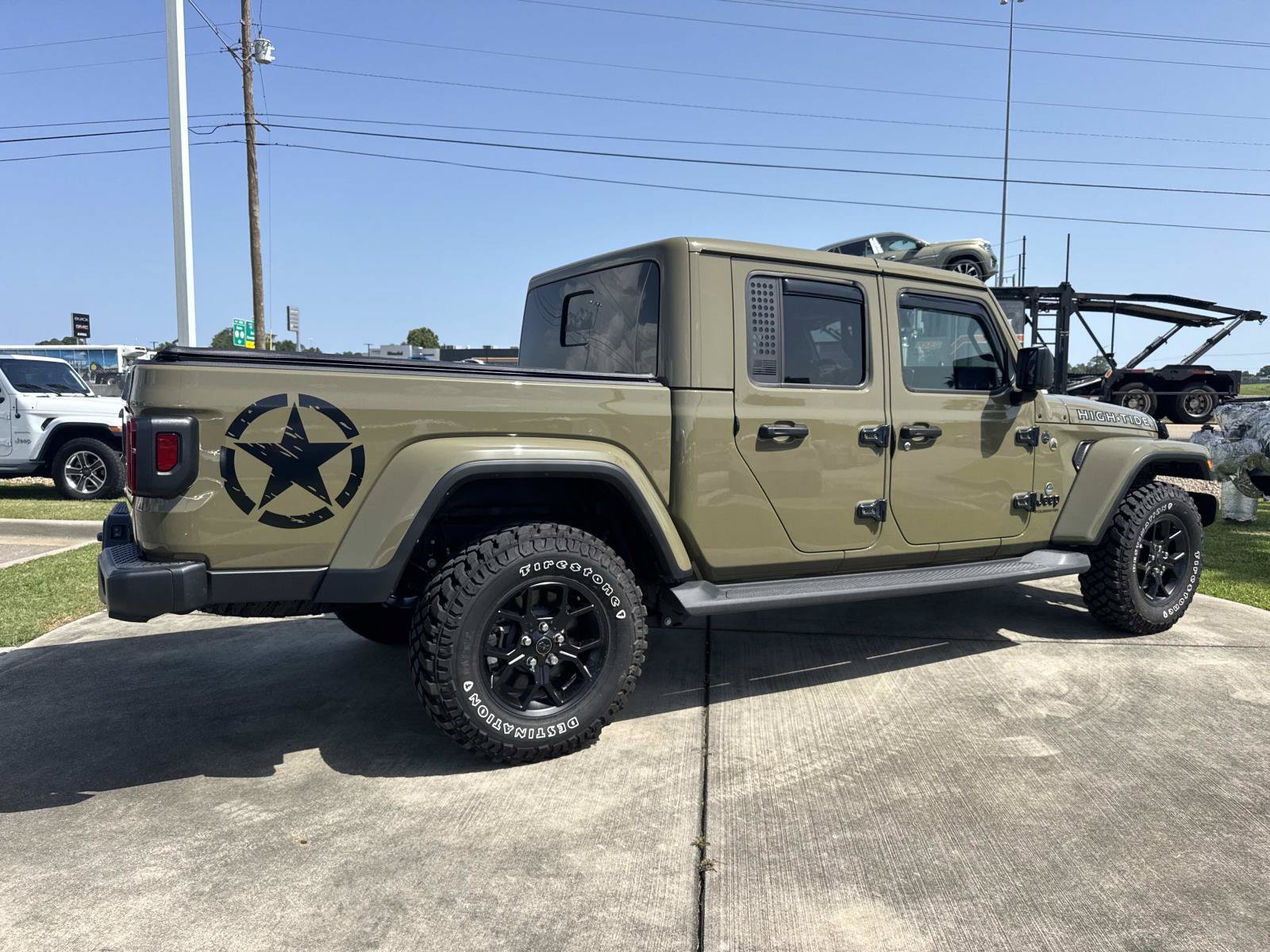 Used 2025 Jeep Gladiator Sport AWD/4WD image 6