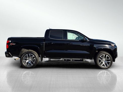 Used 2024 Chevrolet Colorado Z71 w/ Z71 Convenience Package 2 image 6