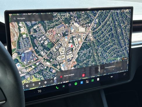 Used 2023 Tesla Model X AWD/4WD image 16