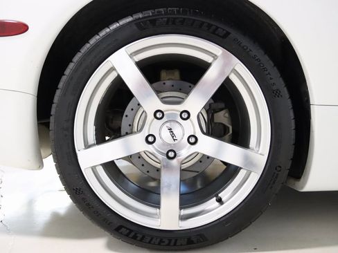 Used 2004 Chevrolet Corvette w/ Preferred Equipment Group image 71