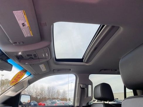 Used 2020 GMC Yukon SLT w/ Value Plus Edition image 17