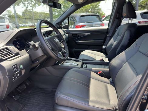 Certified 2023 Honda Passport TrailSport image 12