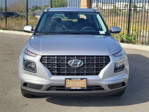 New 2026 Hyundai Venue SE image 24