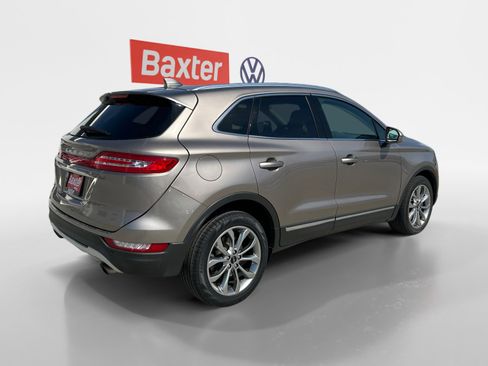 Used 2019 Lincoln MKC Select w/ Select Plus Package AWD/4WD image 14