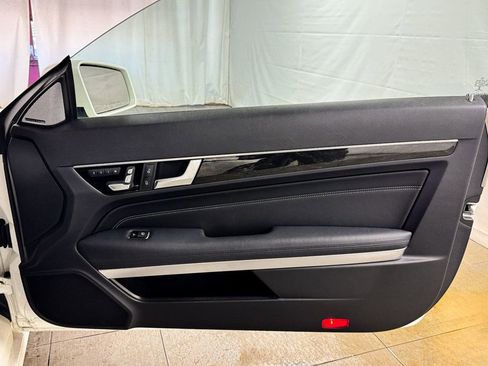 Used 2014 Mercedes-Benz E 350 4MATIC Coupe image 16