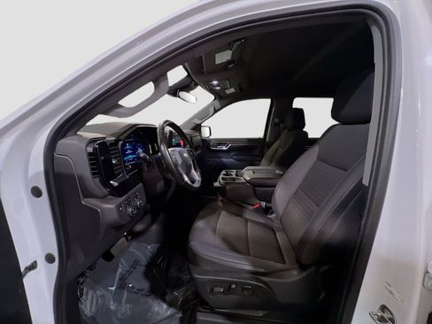 Used 2023 Chevrolet Silverado 1500 LT AWD/4WD image 14