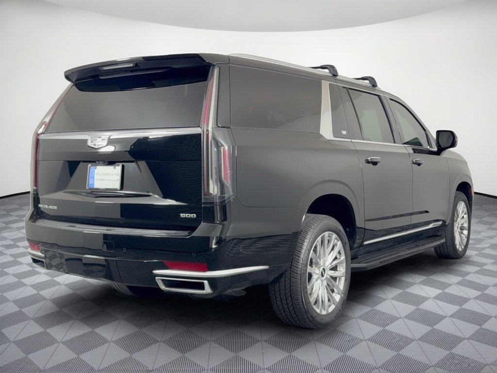 Used 2023 Cadillac Escalade ESV Premium Luxury AWD/4WD image 10