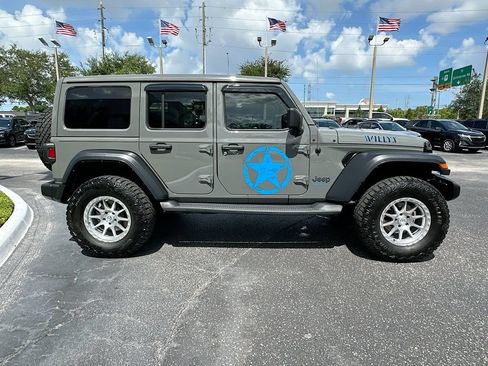 Used 2023 Jeep Wrangler Unlimited w/ Sun & Screen Package AWD/4WD image 4