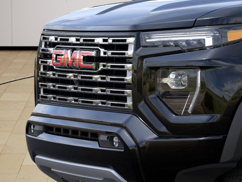 New 2026 GMC Canyon Denali image 20