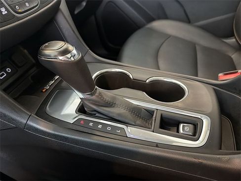 Used 2019 Chevrolet Equinox Premier image 29