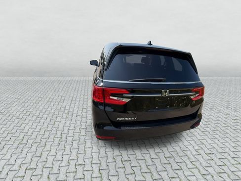 Used 2023 Honda Odyssey EX-L image 7