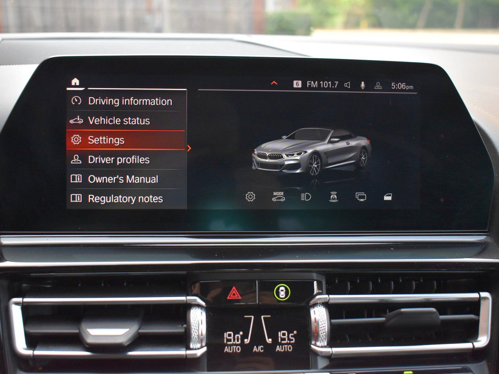 Used 2022 BMW 840i xDrive Convertible w/ Driving Assistance Package AWD/4WD image 24