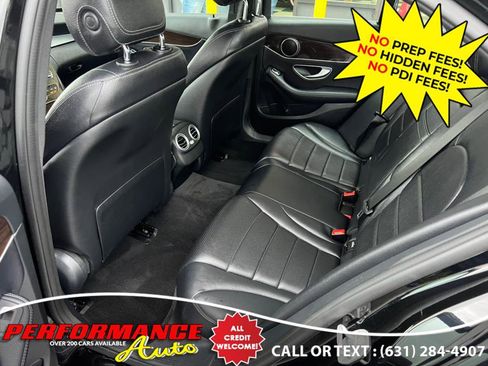 Used 2018 Mercedes-Benz C 300 4MATIC Sedan image 9