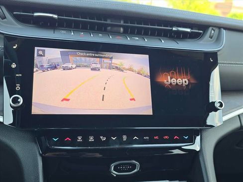 New 2026 Jeep Grand Cherokee L Limited AWD/4WD image 13