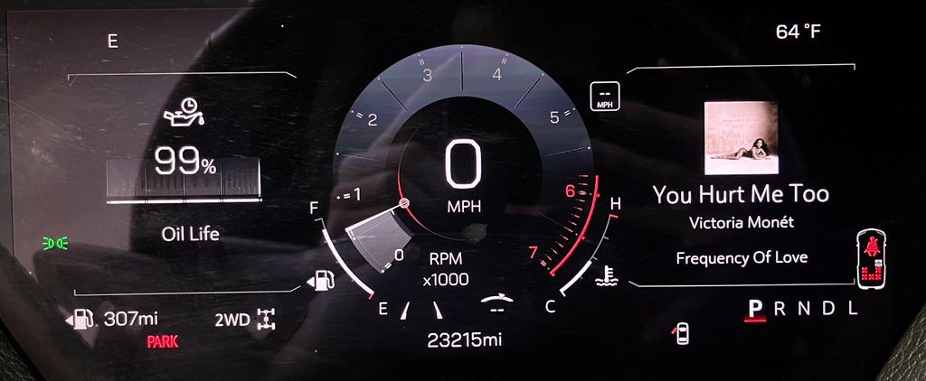 Used 2025 GMC Yukon XL Denali AWD/4WD image 24