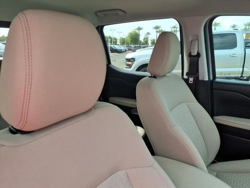 Certified 2024 Ford Ranger XLT image 12