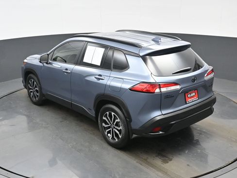 Used 2024 Toyota Corolla Cross SE image 37