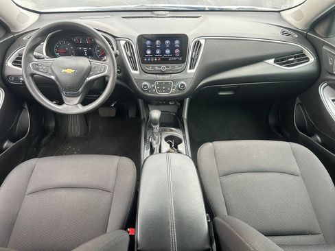 Used 2024 Chevrolet Malibu LT FWD image 29
