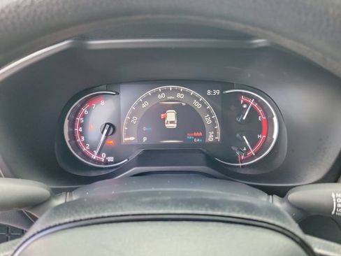 Used 2023 Toyota RAV4 LE FWD image 20