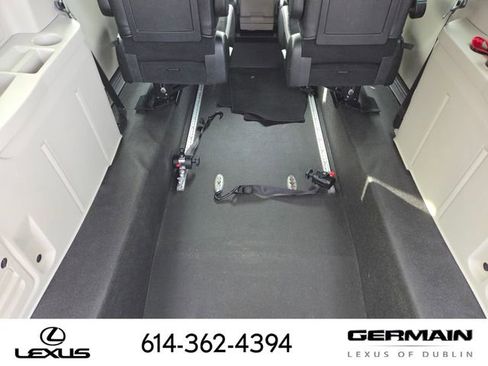 Used 2019 Dodge Grand Caravan SXT image 28