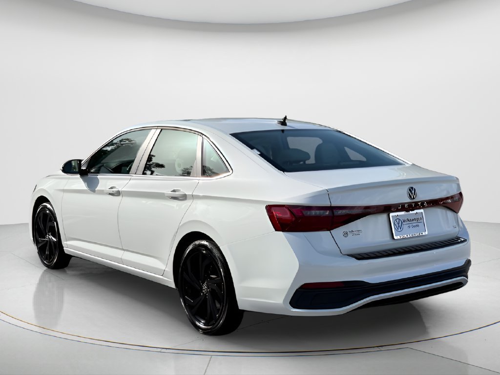 New 2026 Volkswagen Jetta SE FWD image 7