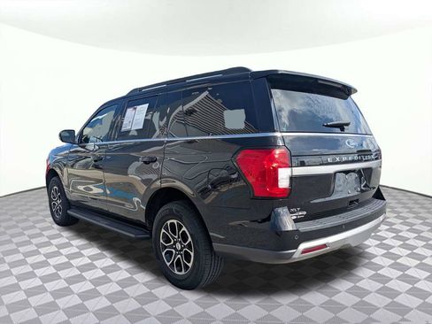 Used 2024 Ford Expedition XLT AWD/4WD image 5