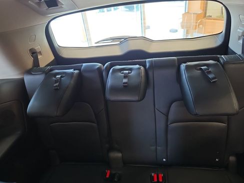 Used 2023 Nissan Pathfinder Platinum FWD image 42