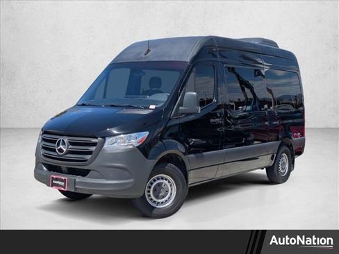 Used 2019 Mercedes-Benz Sprinter 2500 image 1